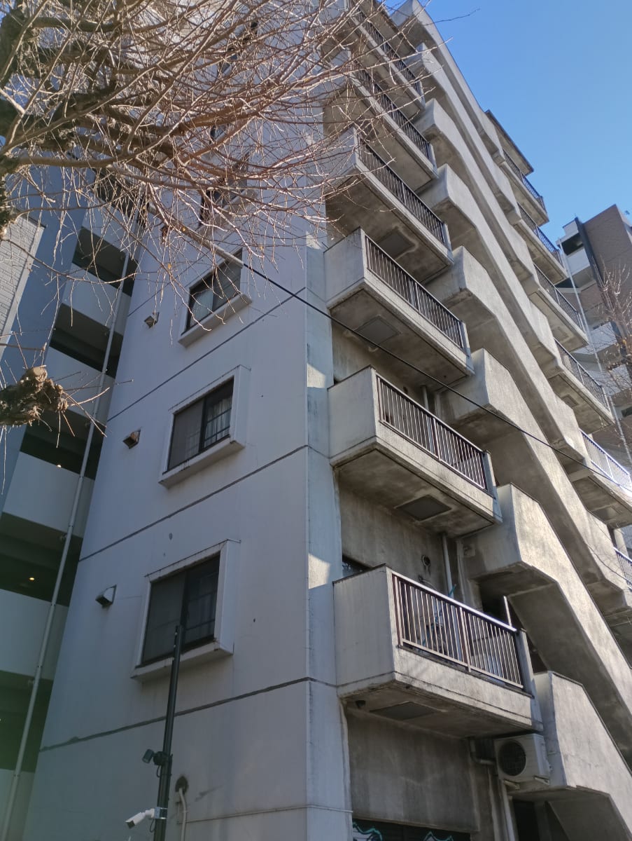 v20250625150905/fresh/building/J00100369527_15
