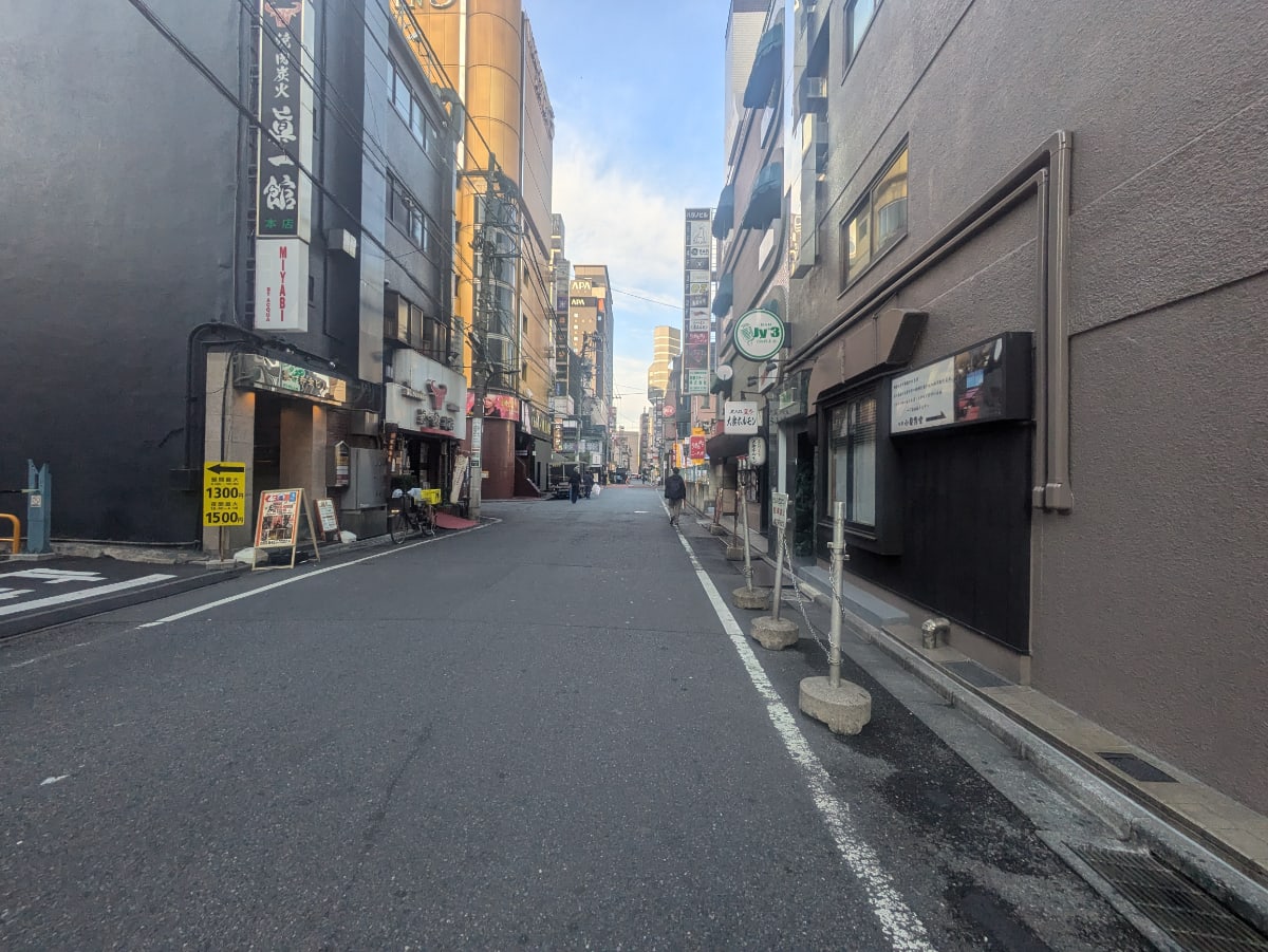 v20250625150905/fresh/building/J00100371084_16