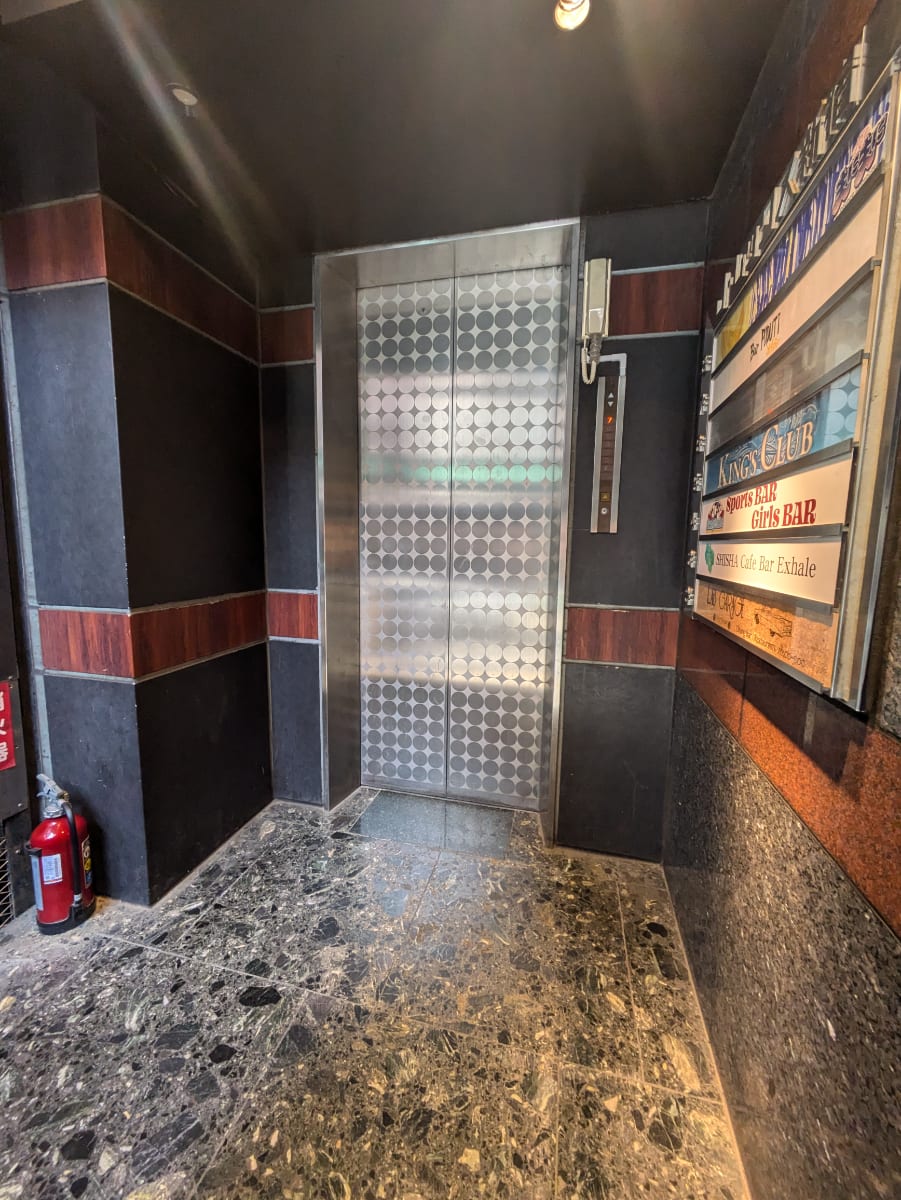 v20250625150905/fresh/building/J00100373746_4