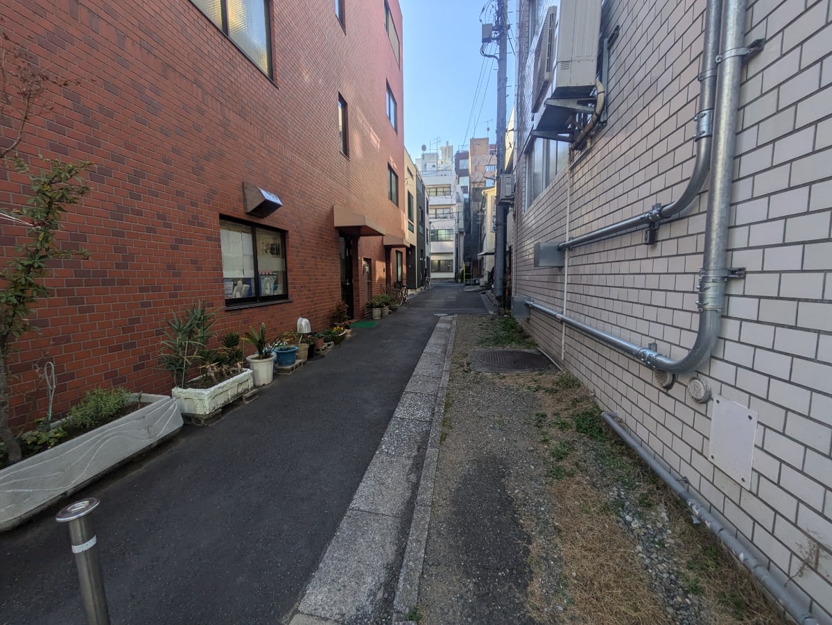 v20250625150905/fresh/building/J00100374717_15