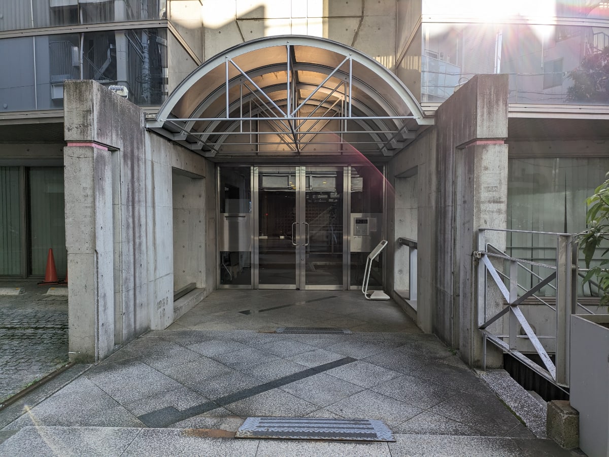 v20250625150905/fresh/building/J00100376264_3