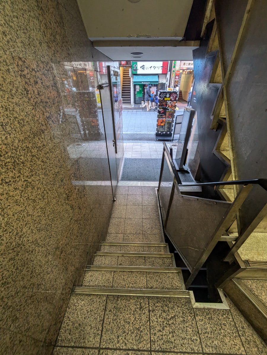 v20250625150905/fresh/building/J00100376726_9