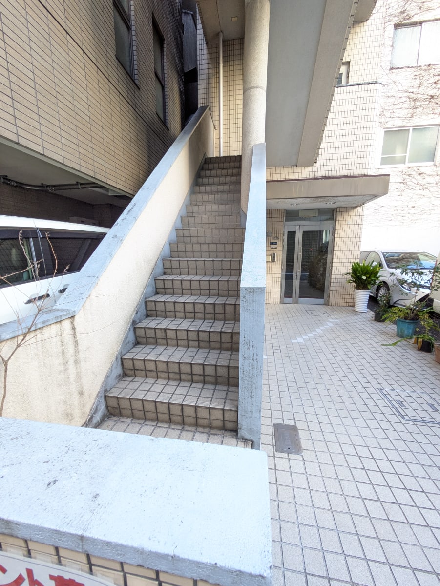 v20250625150905/fresh/building/J00100388313_12
