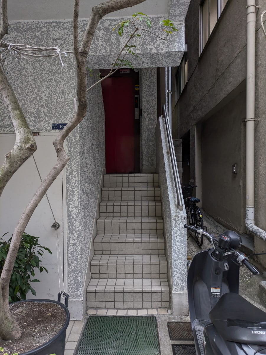 v20250625150905/fresh/building/J00100388314_3
