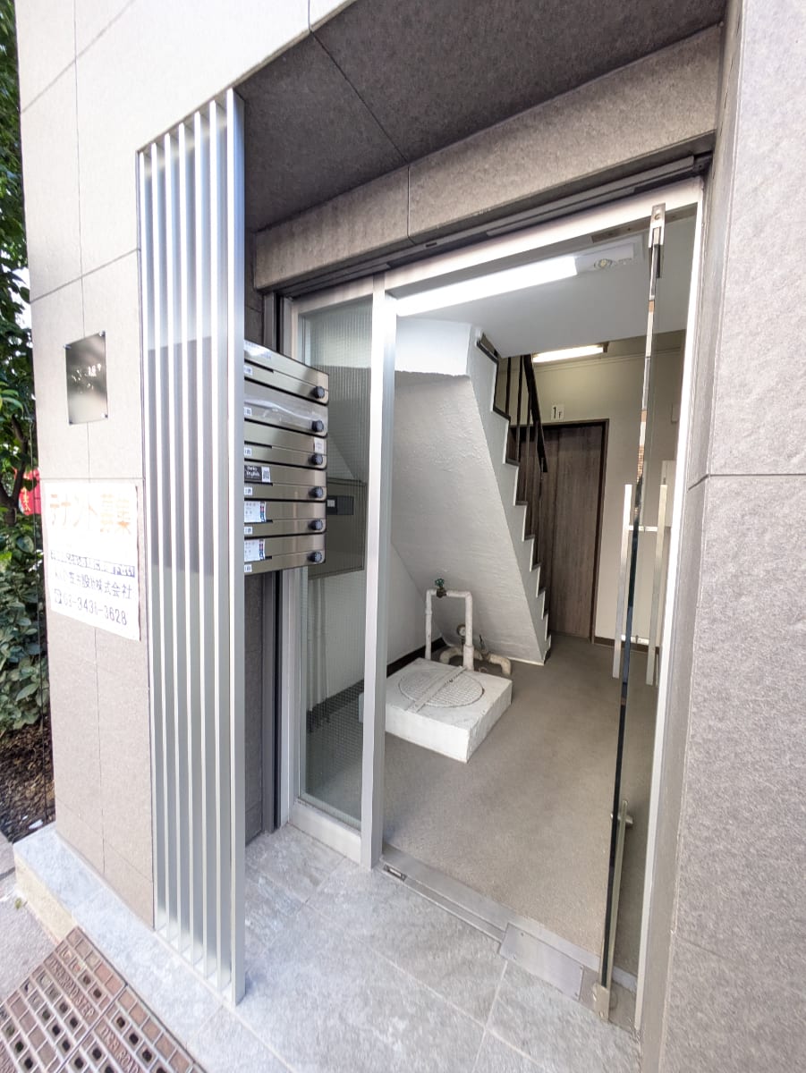 v20250625150905/fresh/building/J00100389900_9