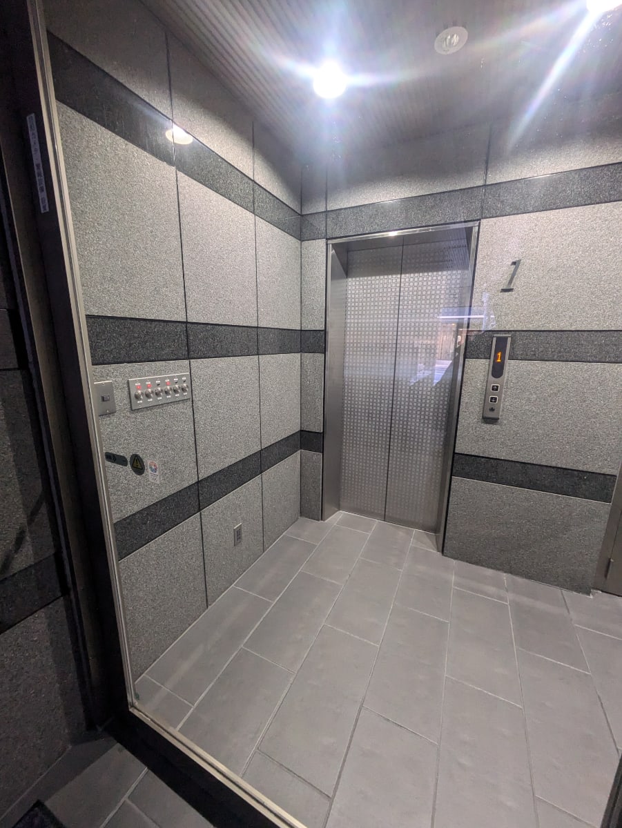 v20250625150905/fresh/building/J00100402276_4
