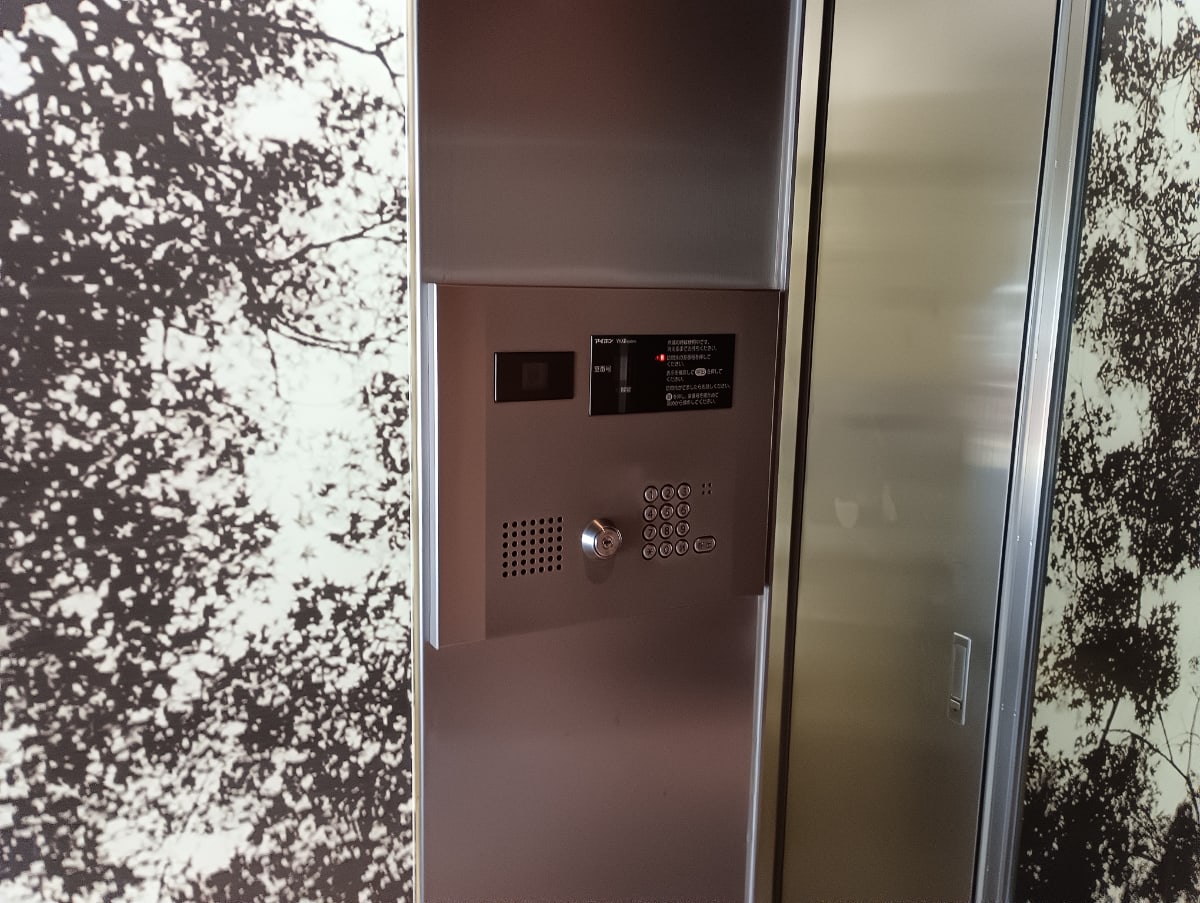 v20250625150905/fresh/building/J00100404432_7