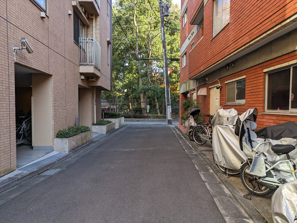 v20250625150905/fresh/building/J00100436805_12