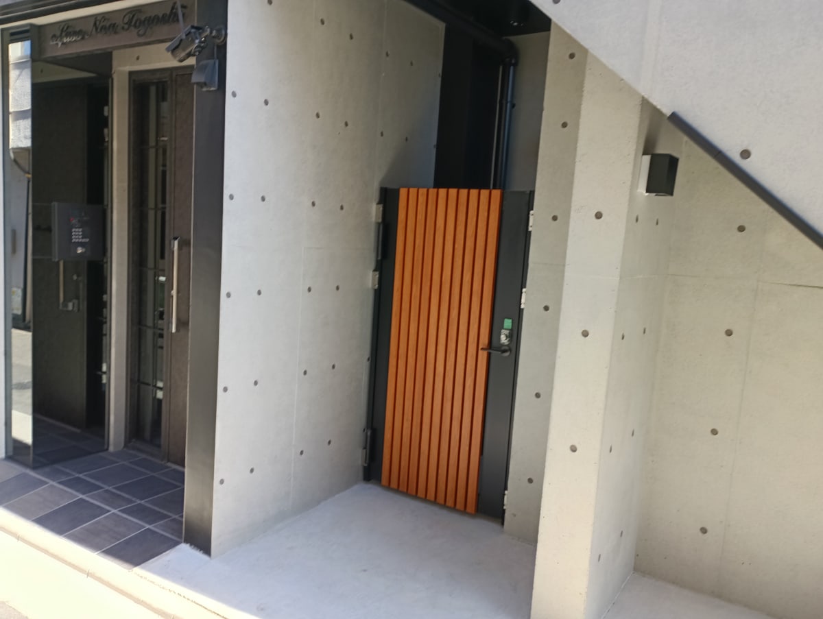 v20250625150905/fresh/building/J00100609468_3