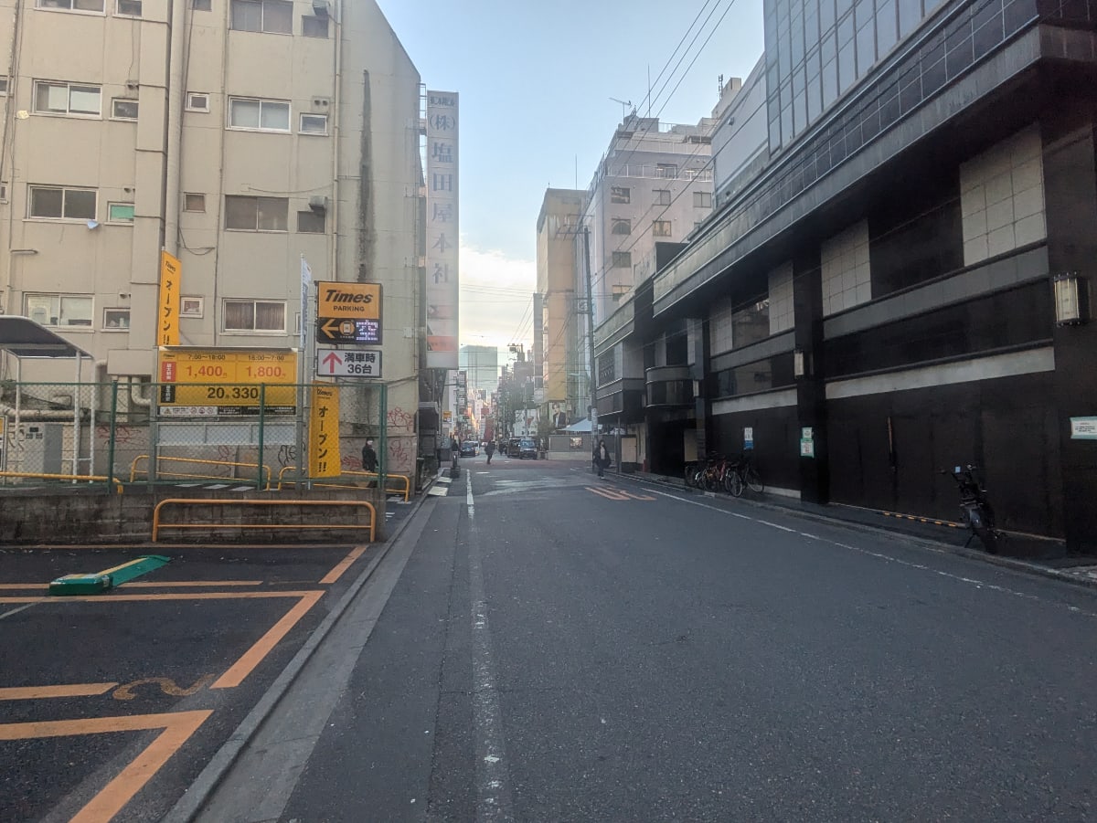 v20250627151114/fresh/building/J00100356952_12