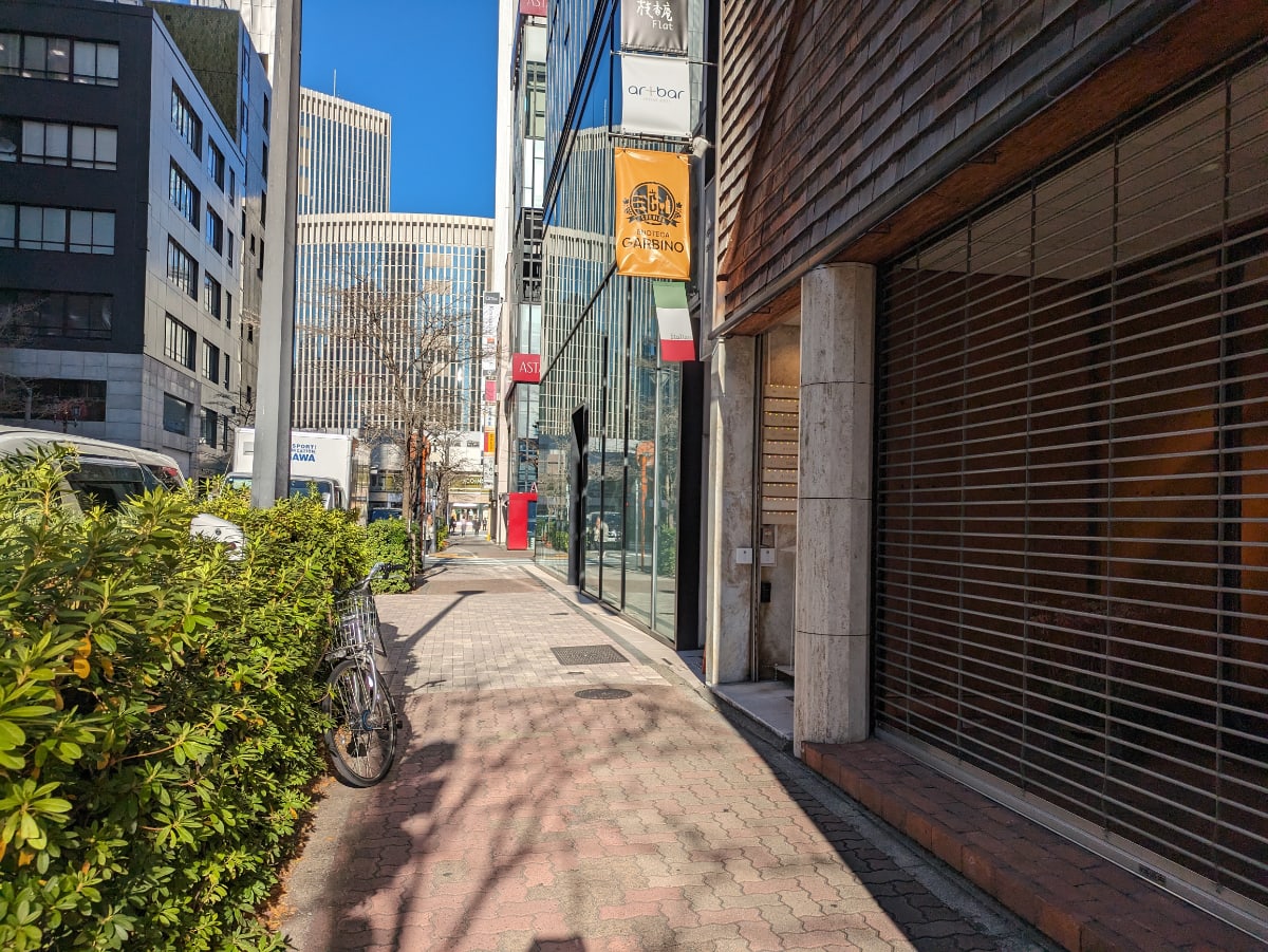 v20250627151114/fresh/building/J00100385160_2