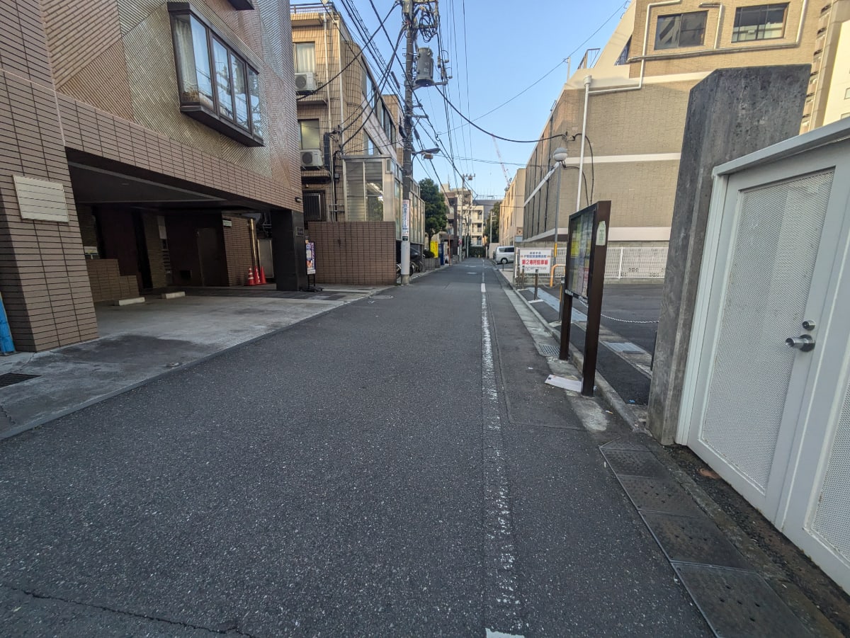 v20250628150601/fresh/building/J00100387985_2