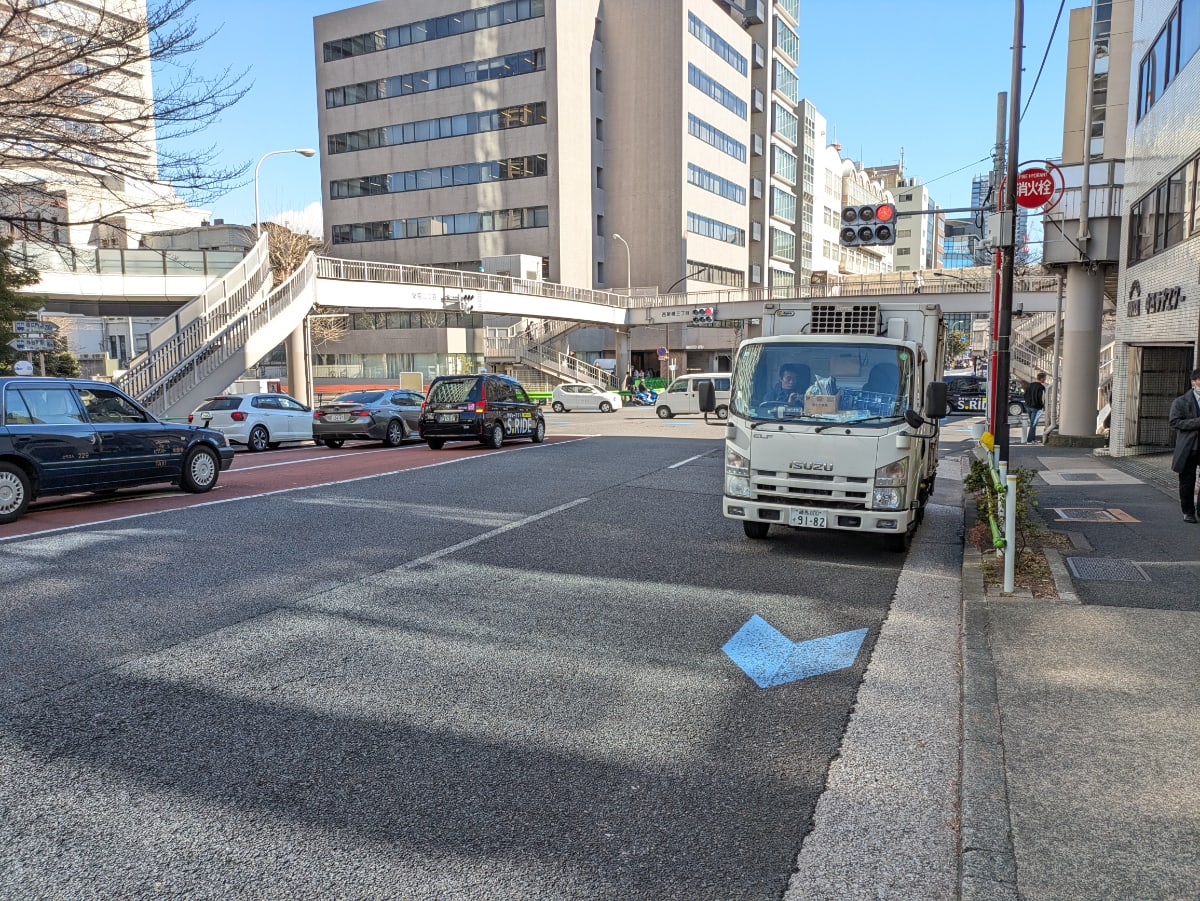 v20250628150601/fresh/building/J00100390017_13