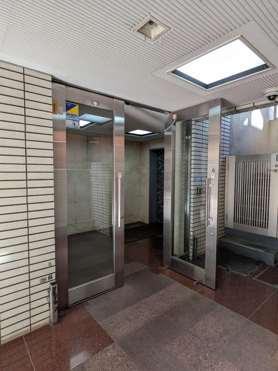 v20250629150540/fresh/building/J00100374598_3