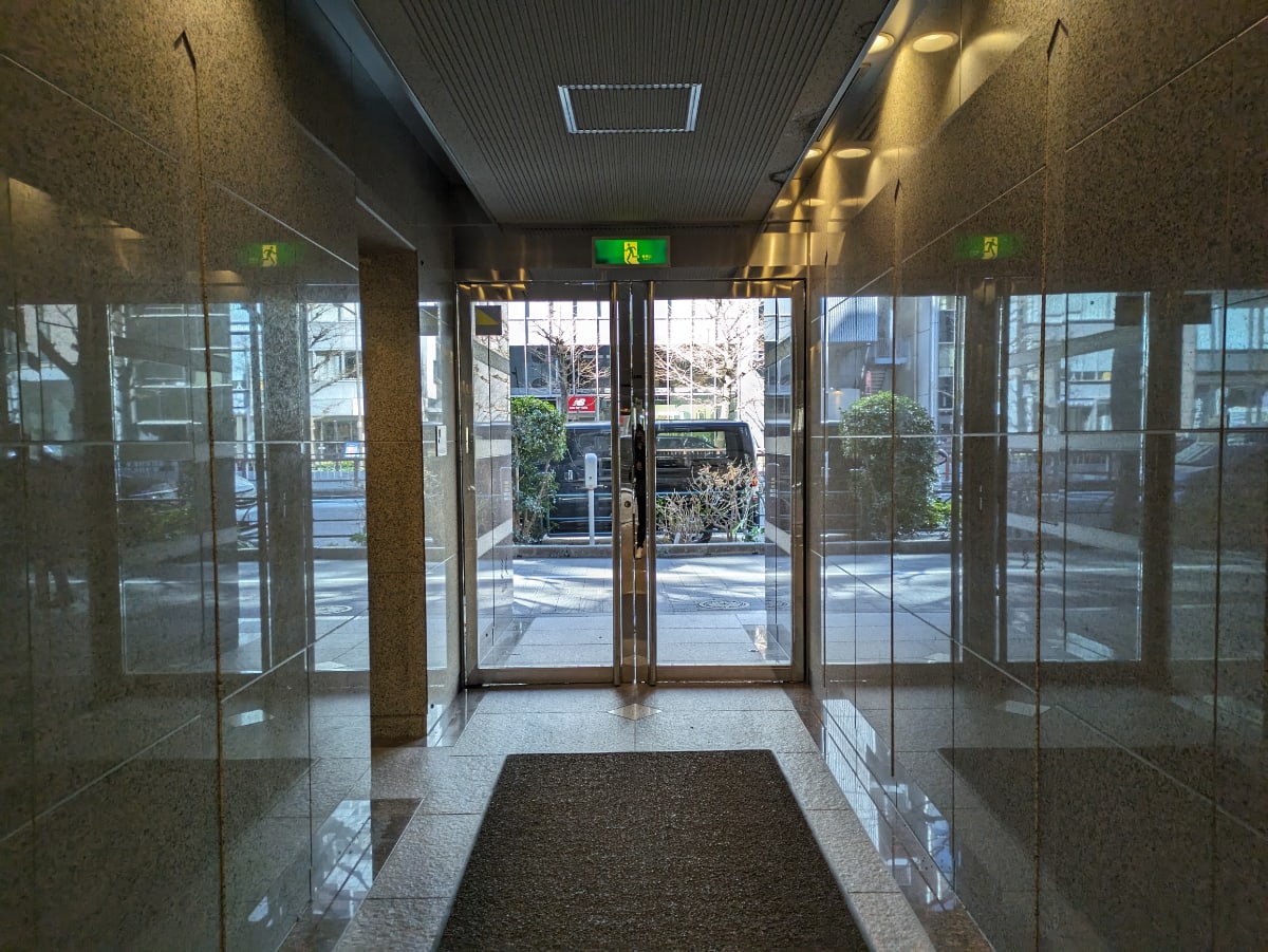 v20250706150552/fresh/building/J00100385184_15