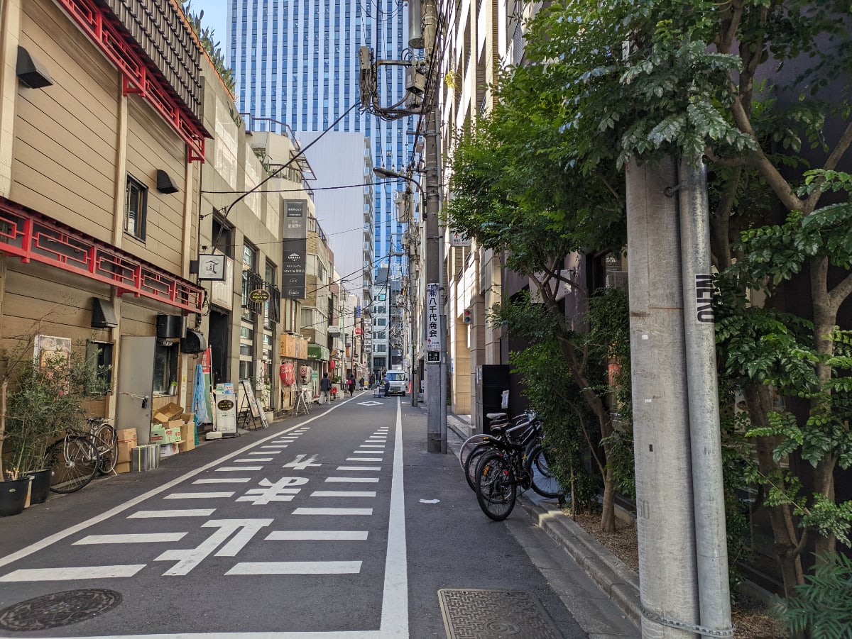 v20250706150552/fresh/building/J00100469330_16