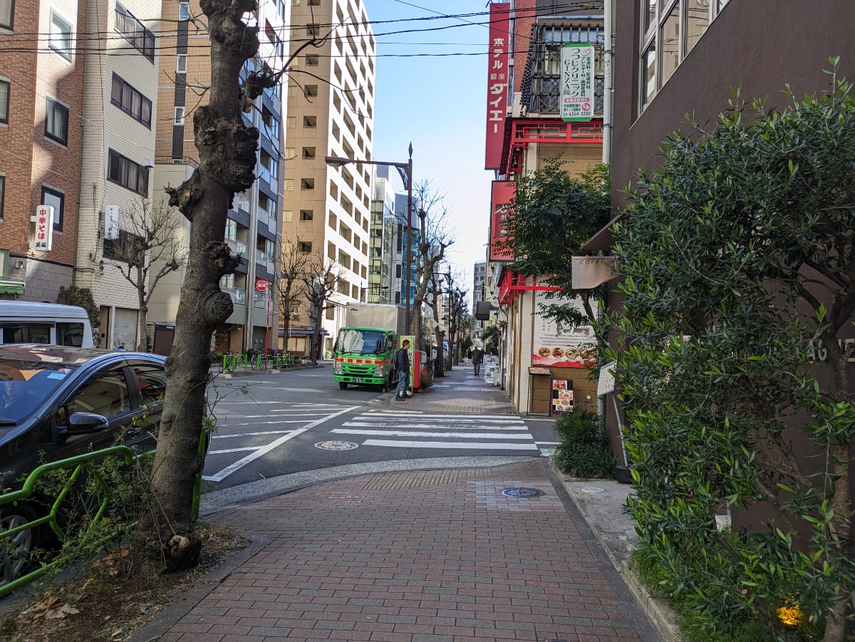 v20250706150552/fresh/building/J00100469330_2