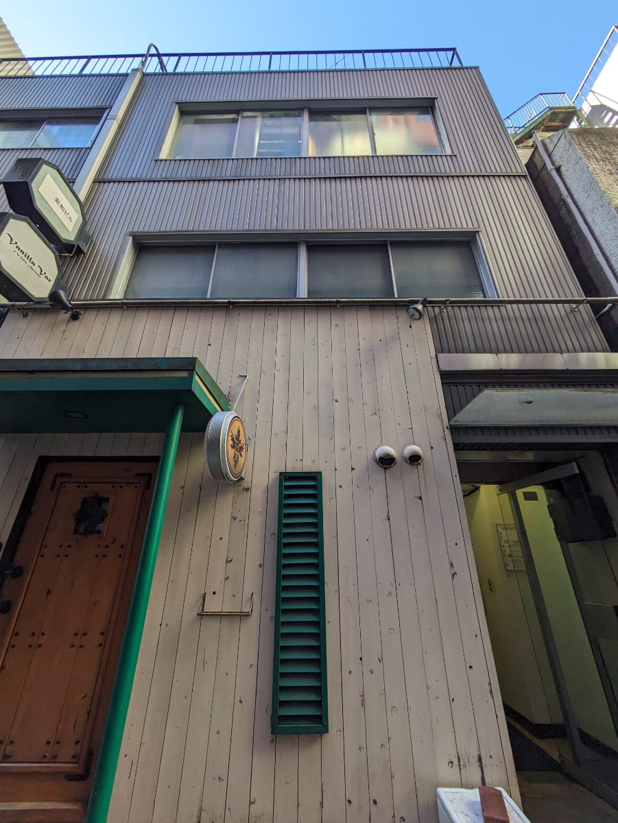 v20250709150702/fresh/building/J00100378358_9