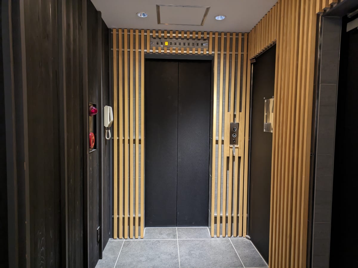 v20250709150702/fresh/building/J00100385272_4