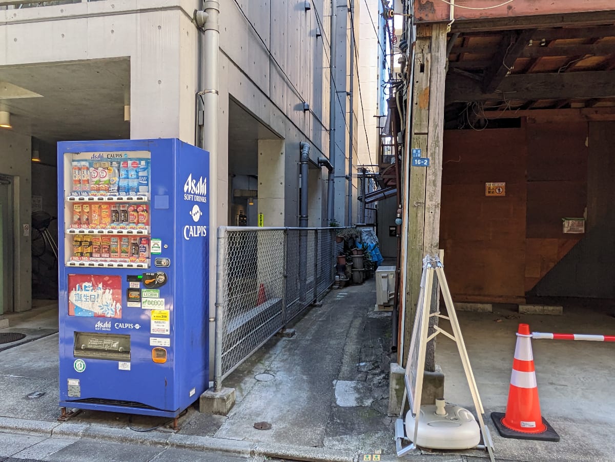 v20250710150654/fresh/building/J00100364997_15