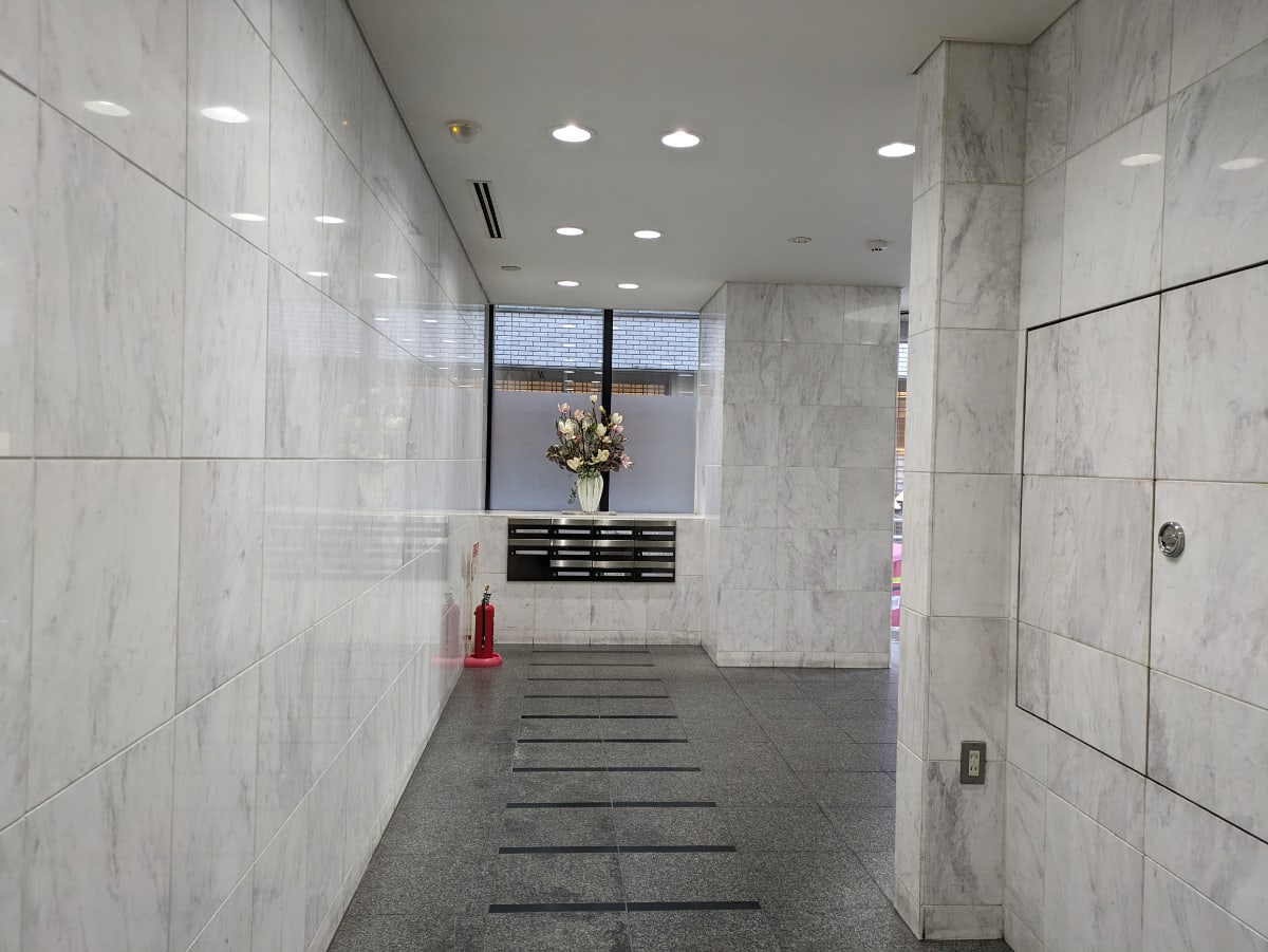 v20250712150549/fresh/building/J00100373592_17