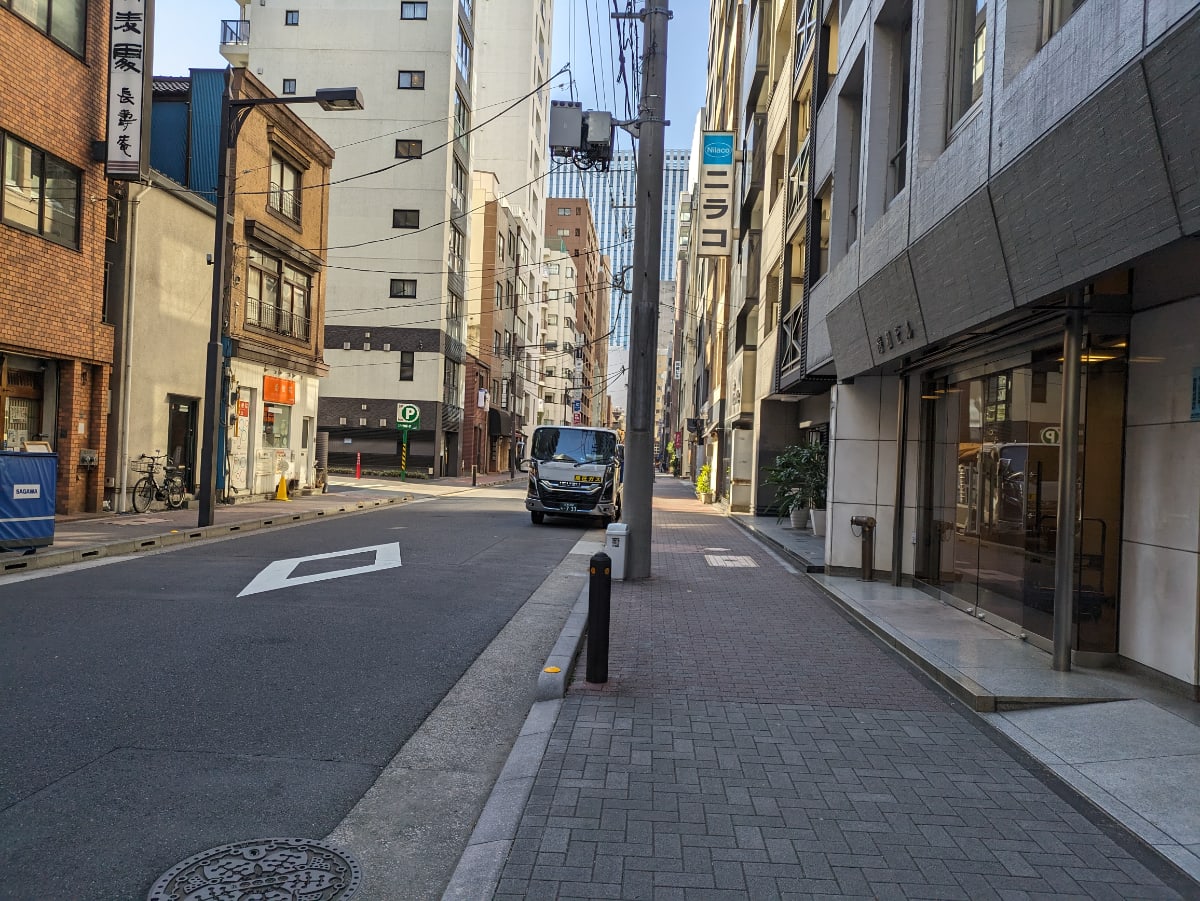 v20250714150702/fresh/building/J00100385375_2