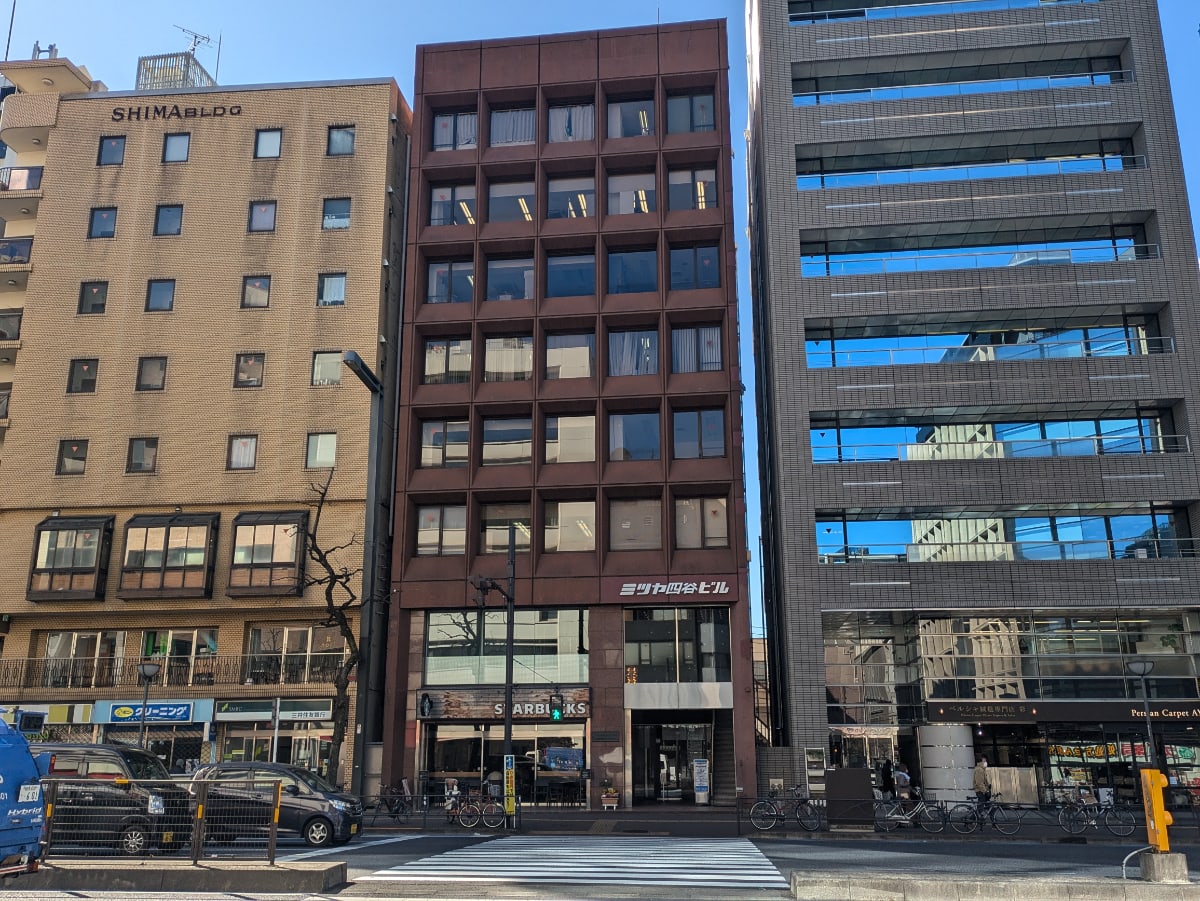 v20250714150702/fresh/building/J00100389829_12