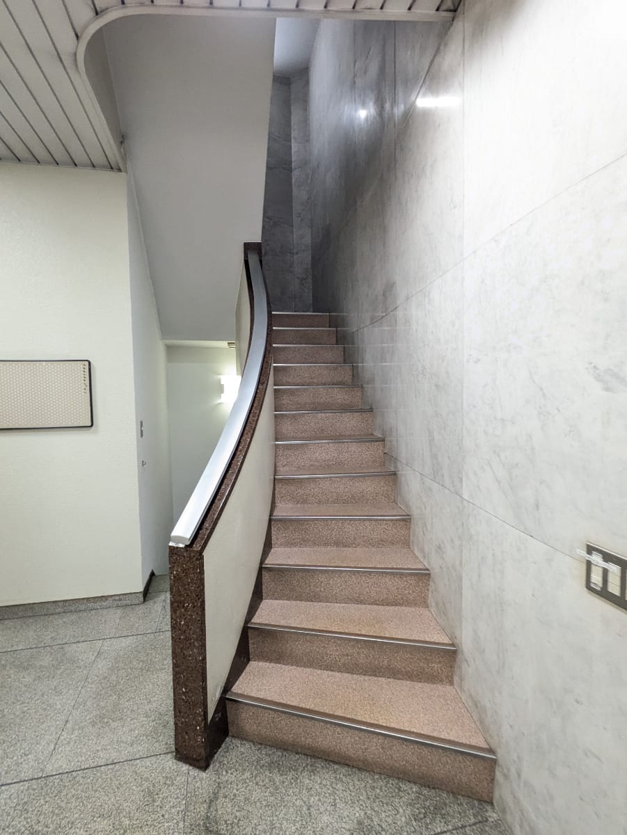 v20250714150703/fresh/building/J00100358819_5
