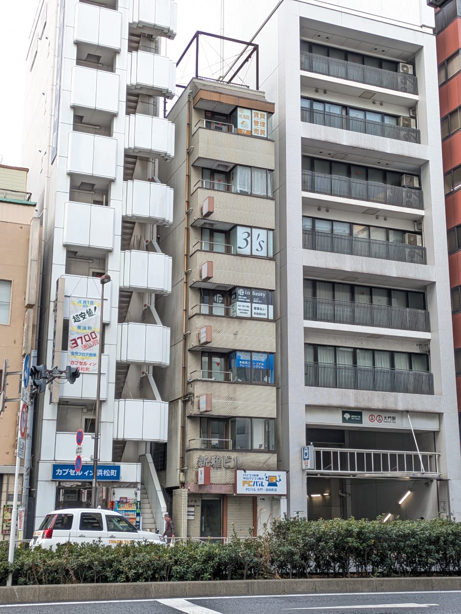 v20250714150703/fresh/building/J00100375452_19