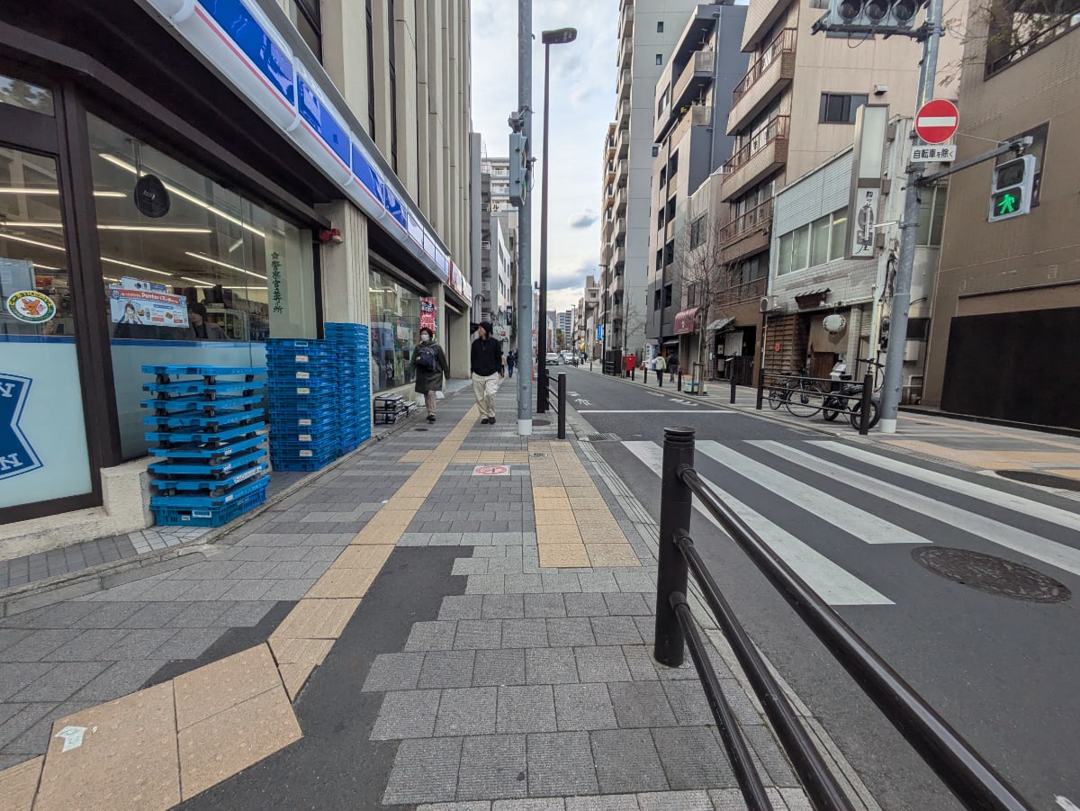 v20250714150703/fresh/building/J00100376458_10