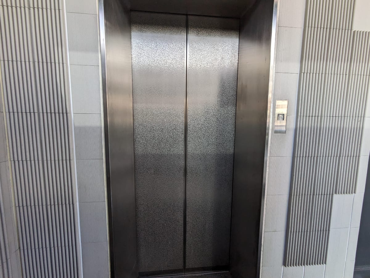 v20250714150703/fresh/building/J00100385376_4
