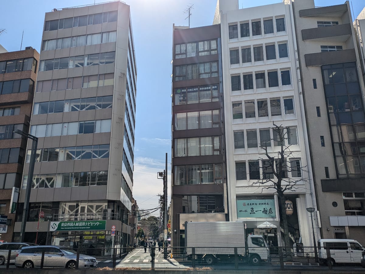 v20250714150703/fresh/building/J00100388138_15