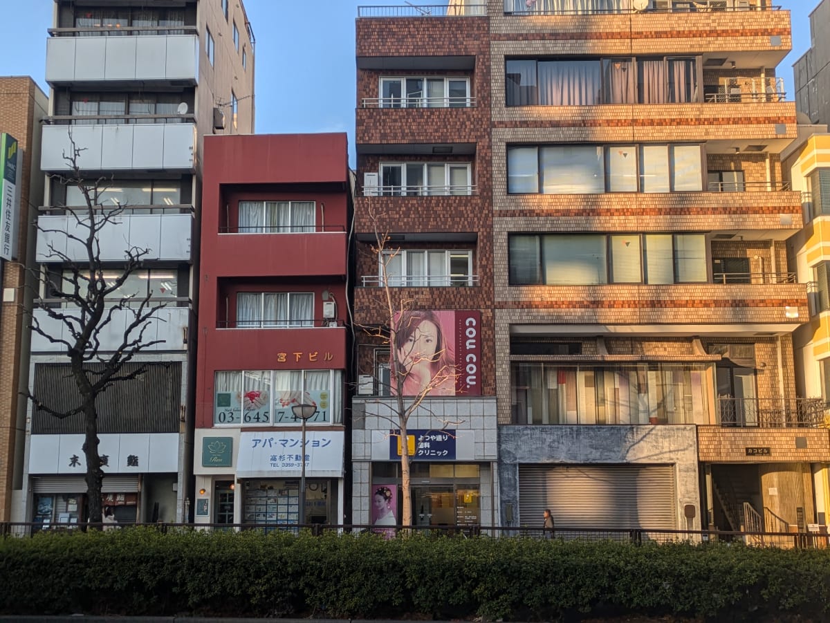 v20250714150703/fresh/building/J00100397897_12