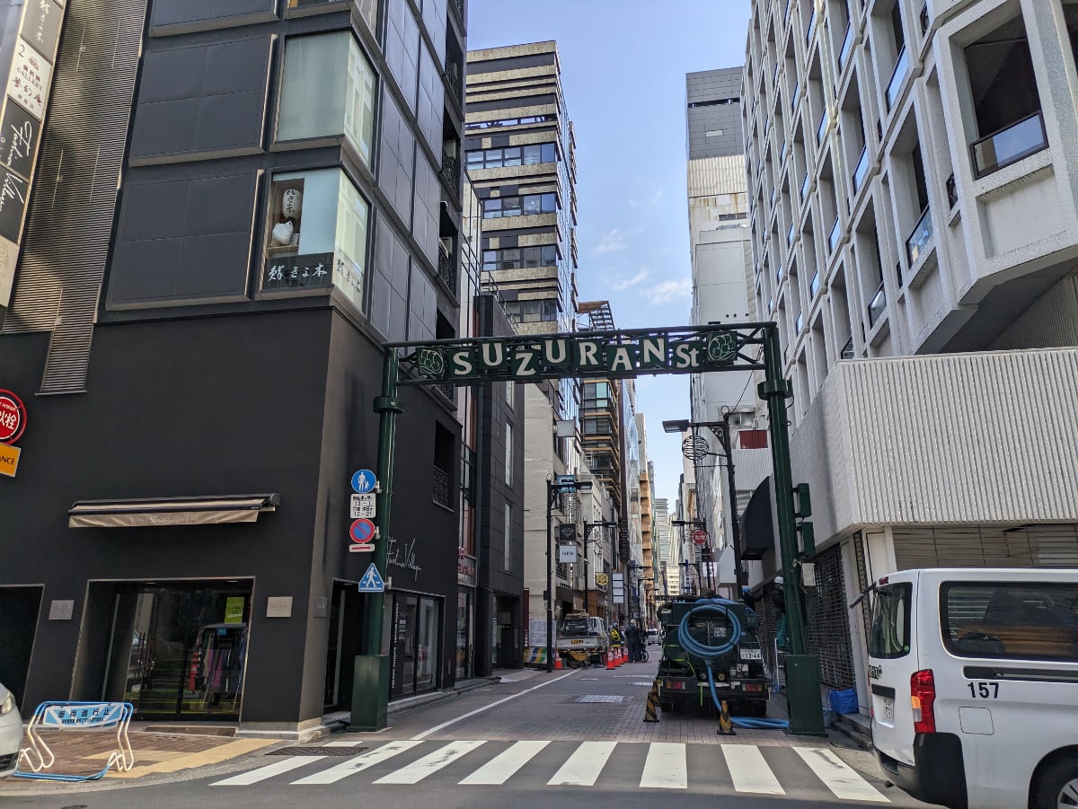 v20250714150703/fresh/building/J00100429895_16