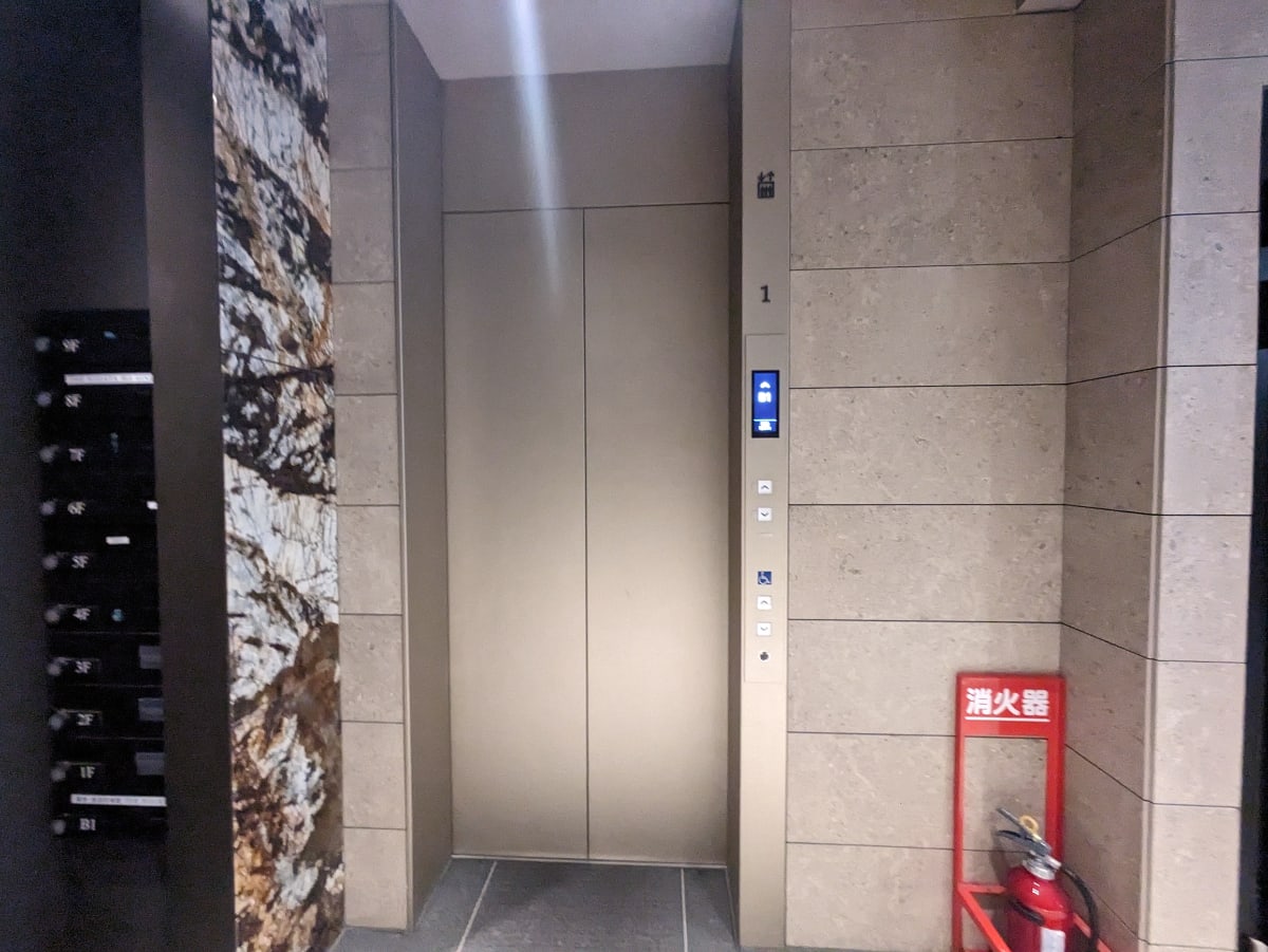 v20250714150703/fresh/building/J00100512407_4
