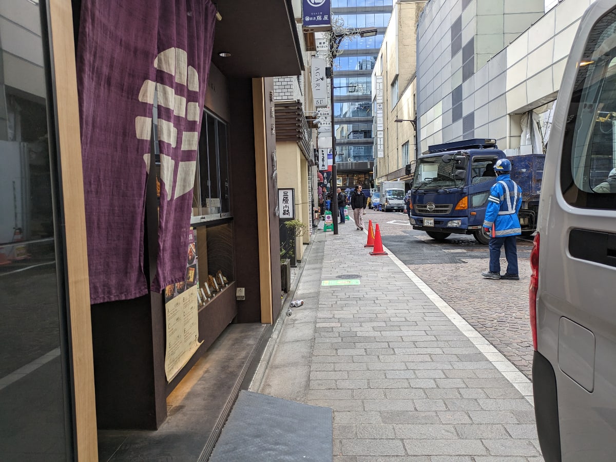 v20250715150905/fresh/building/J00100358301_13