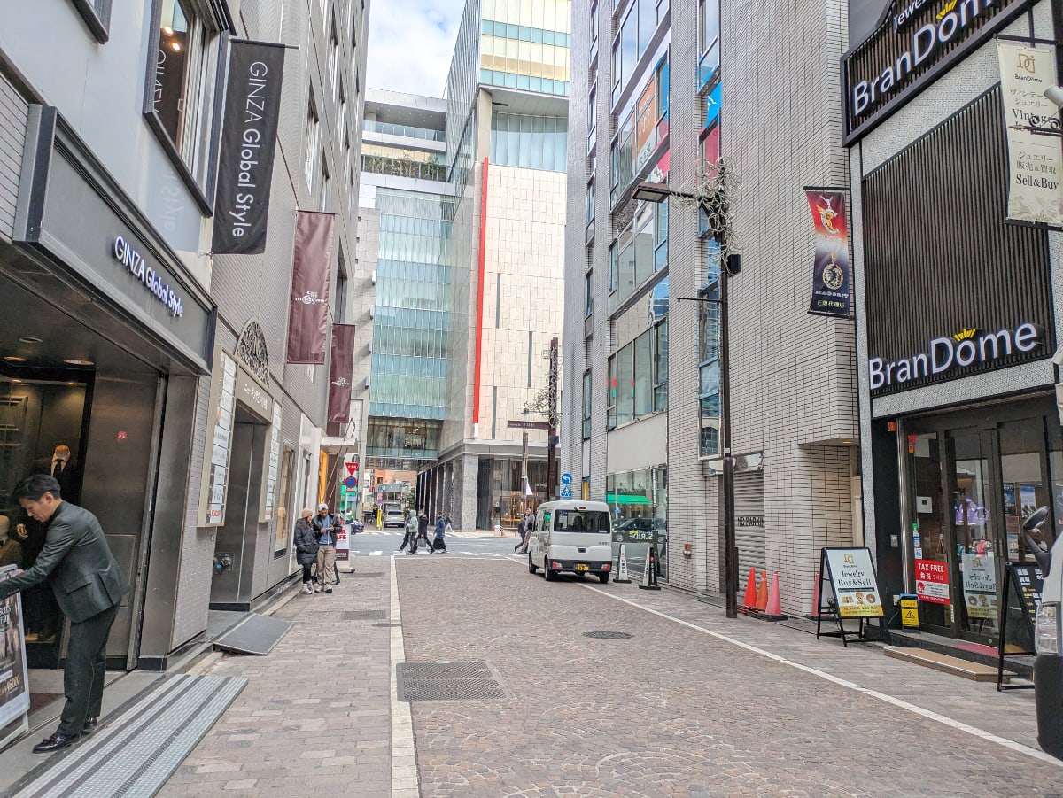 v20250715150905/fresh/building/J00100358301_2