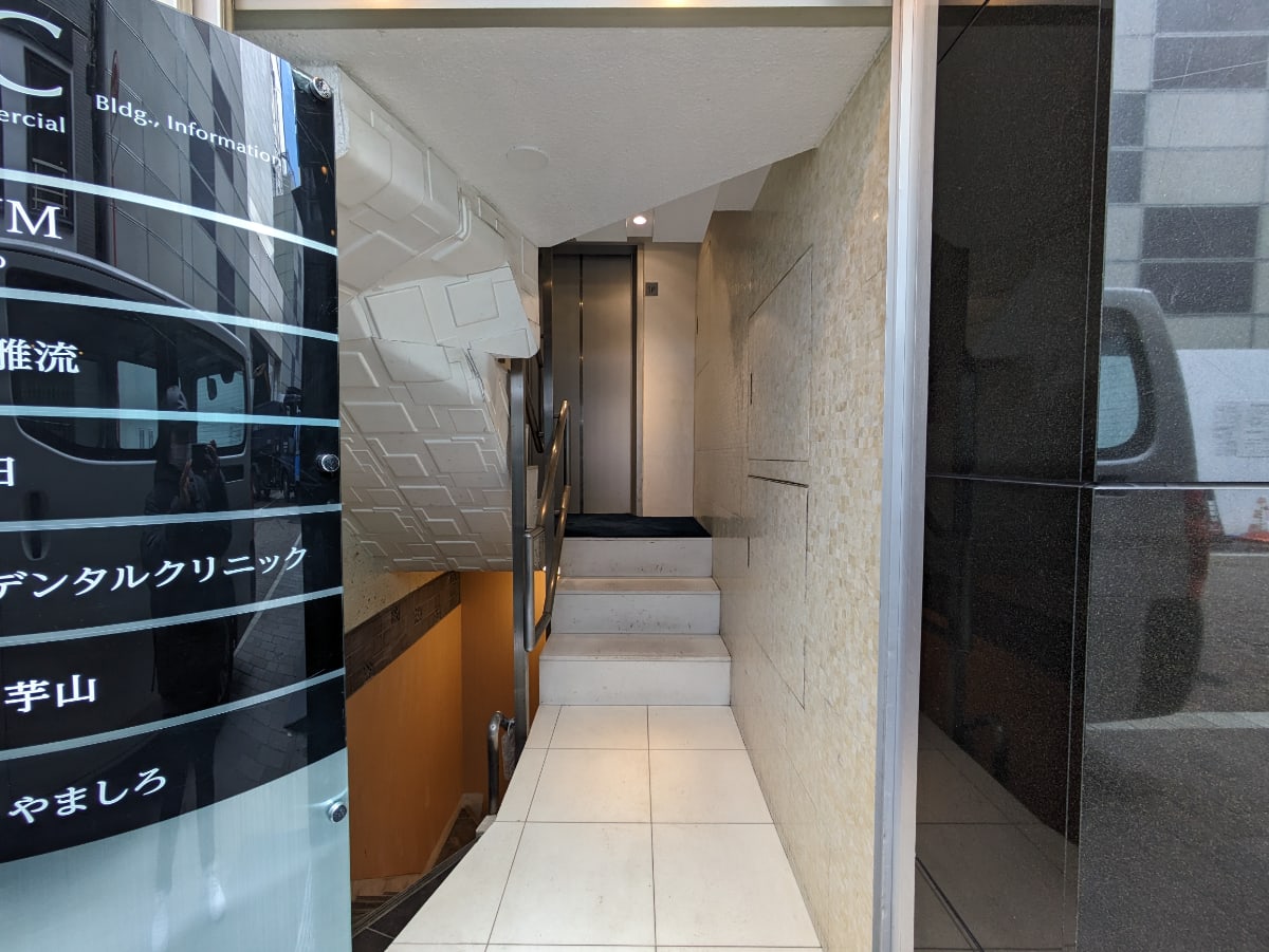 v20250715150905/fresh/building/J00100358301_3