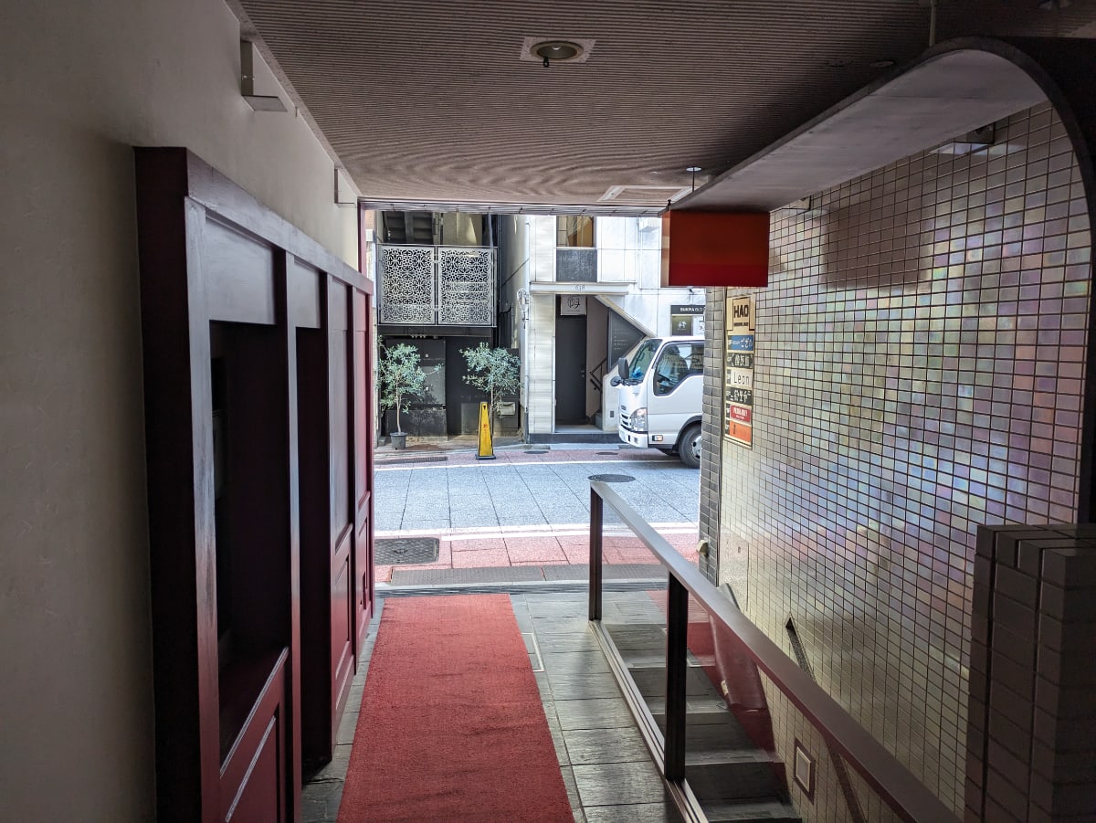 v20250715150905/fresh/building/J00100359592_9