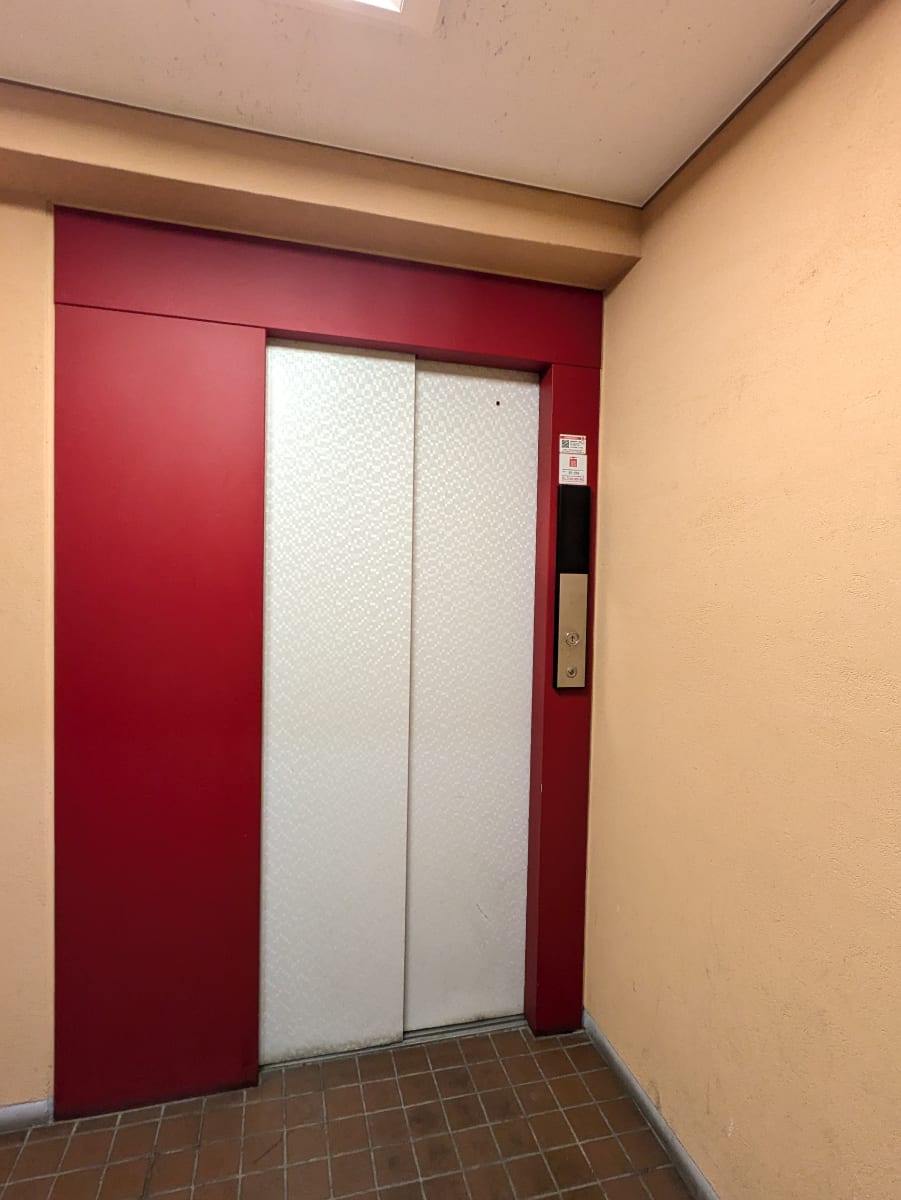 v20250715150905/fresh/building/J00100374306_4