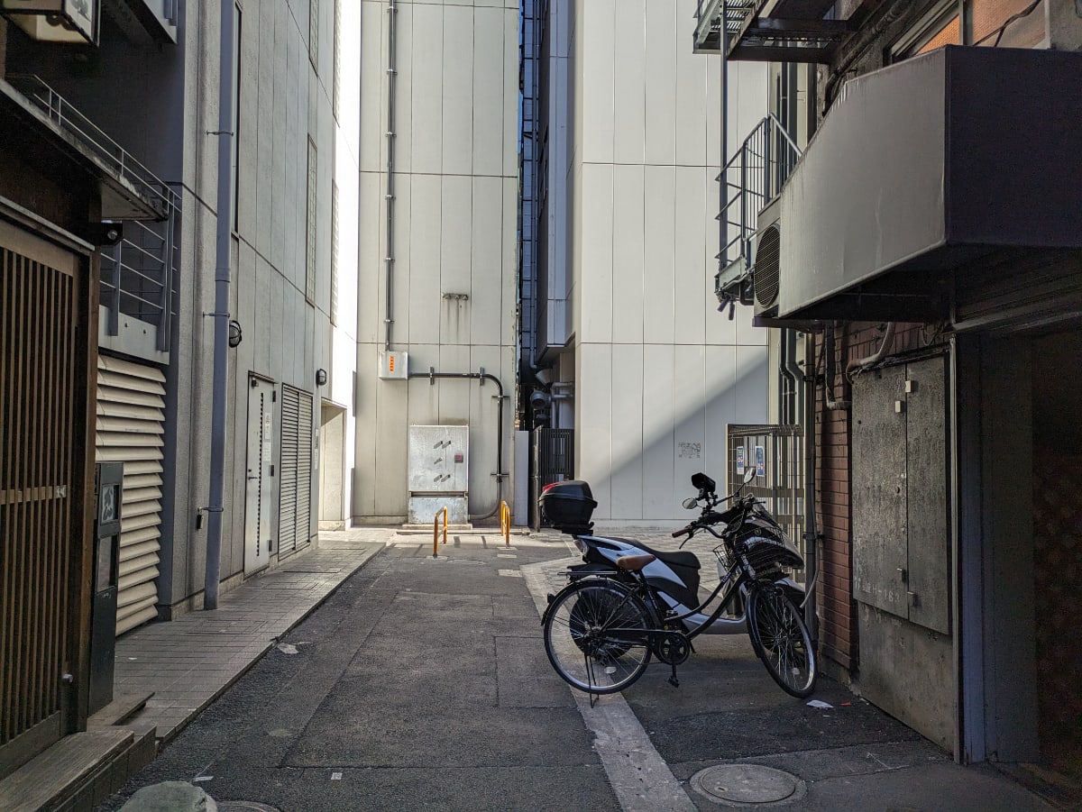 v20250715150905/fresh/building/J00100374498_15