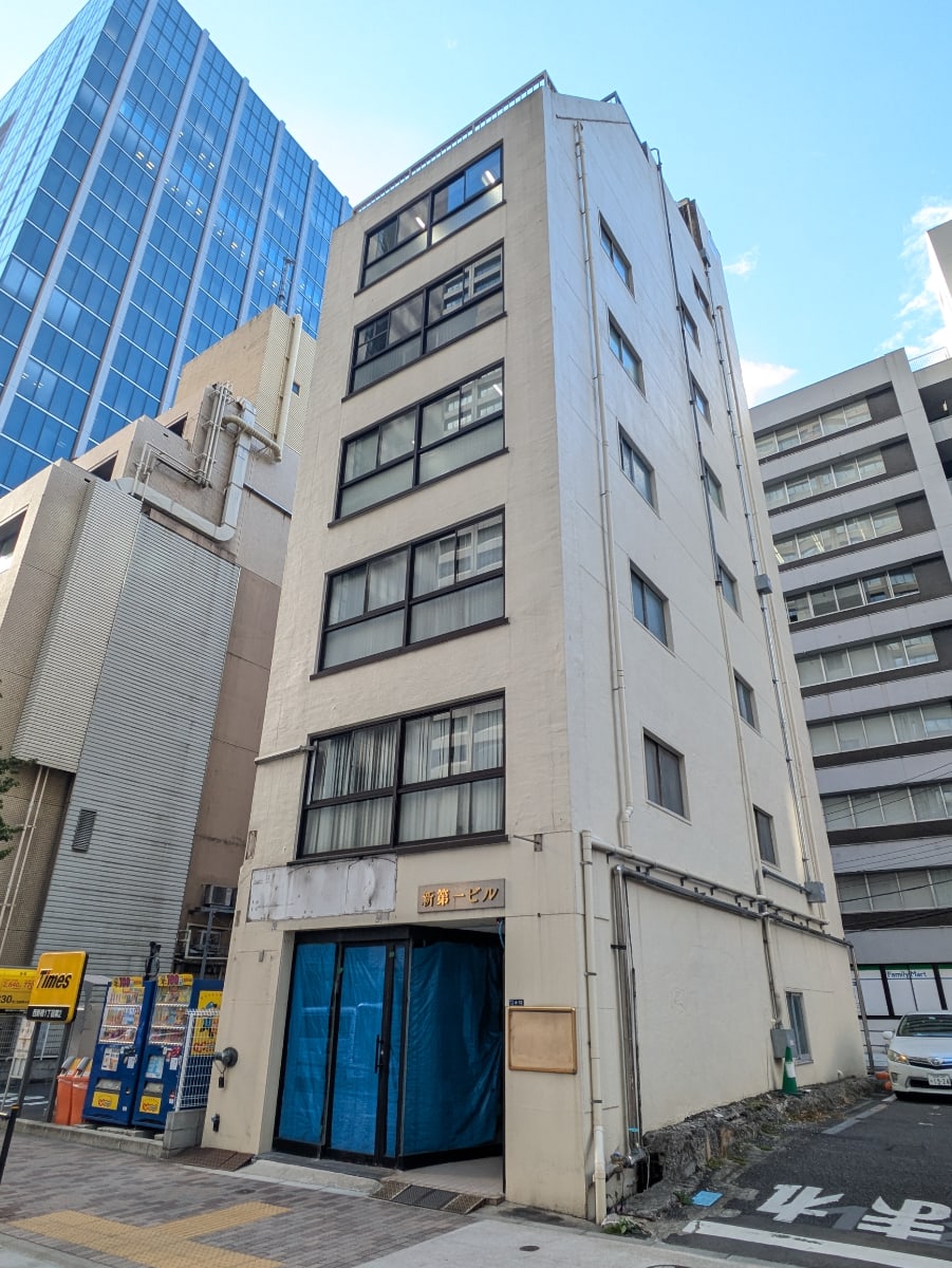 v20250715150905/fresh/building/J00100374573_9