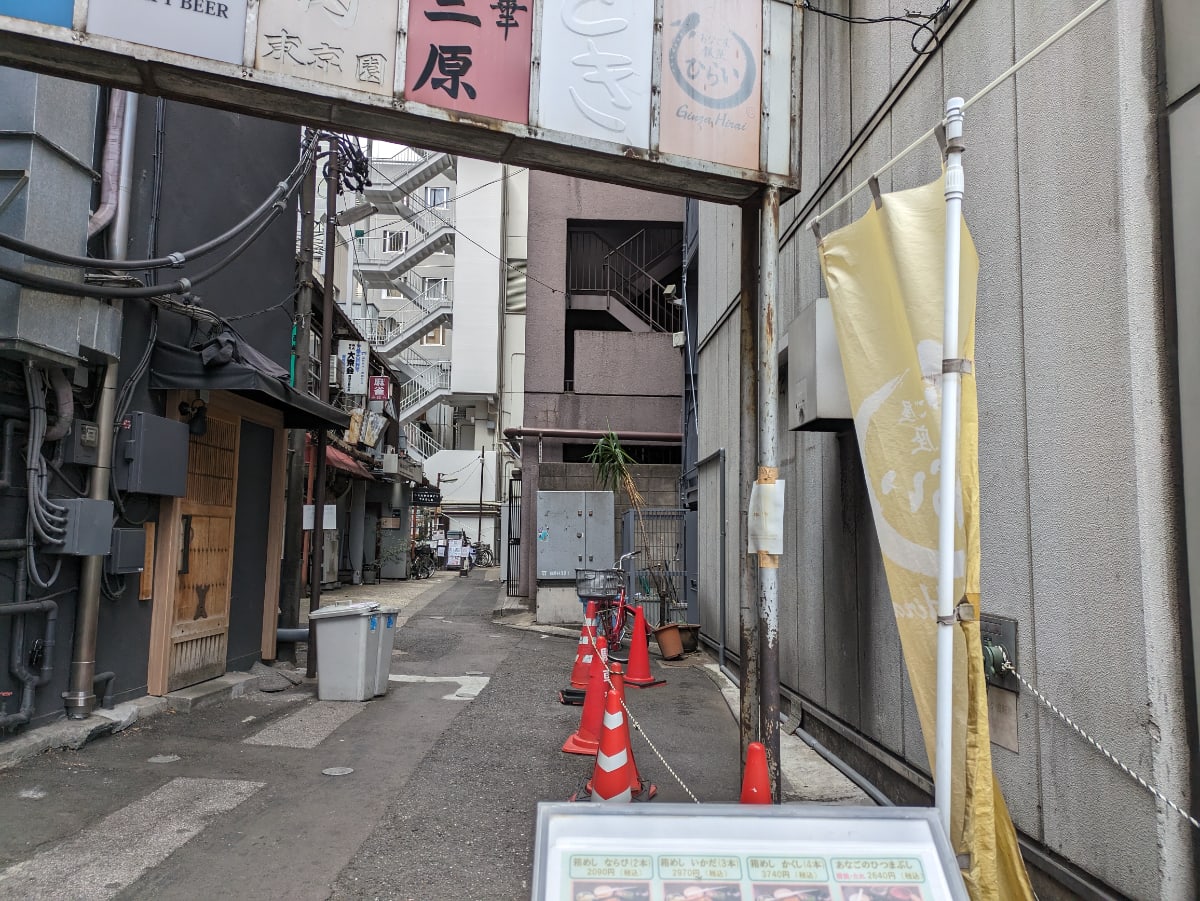 v20250715150905/fresh/building/J00100384960_16