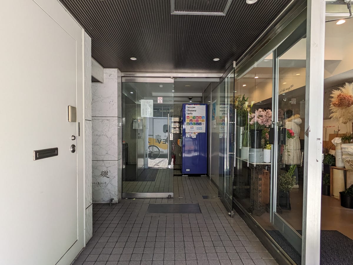 v20250715150905/fresh/building/J00100389211_3