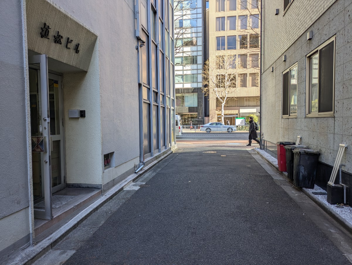 v20250715150905/fresh/building/J00100392480_16