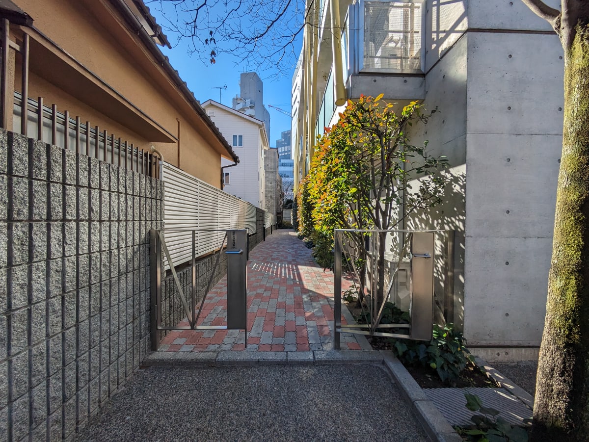 v20250715150905/fresh/building/J00100394981_14