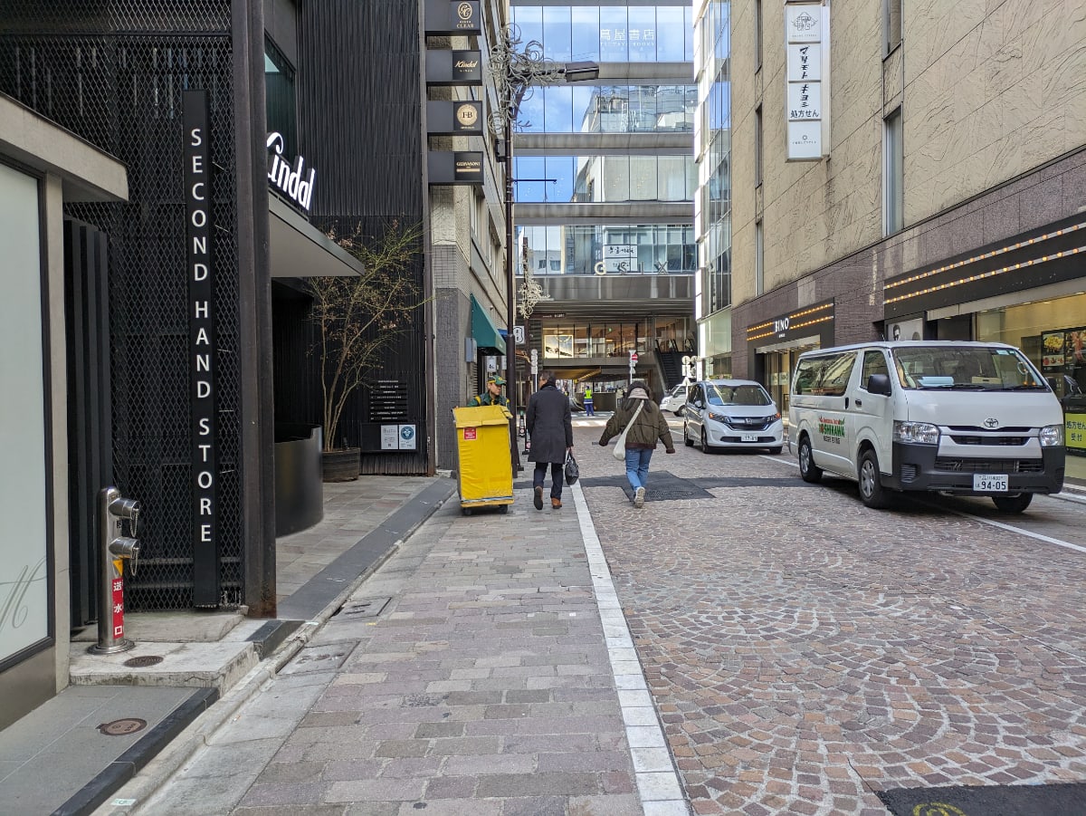 v20250715150905/fresh/building/J00100432496_15