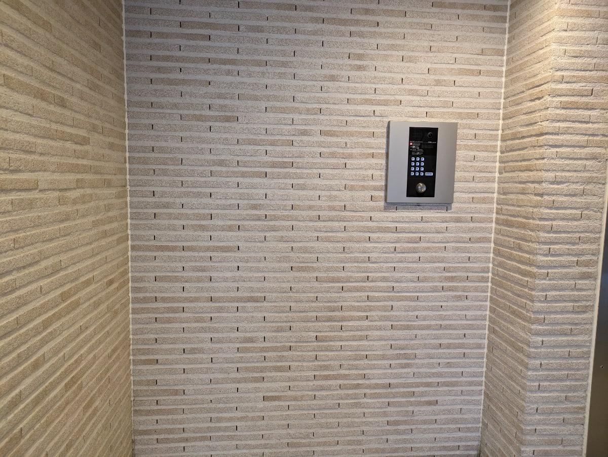 v20250715150905/fresh/building/J00100483090_11