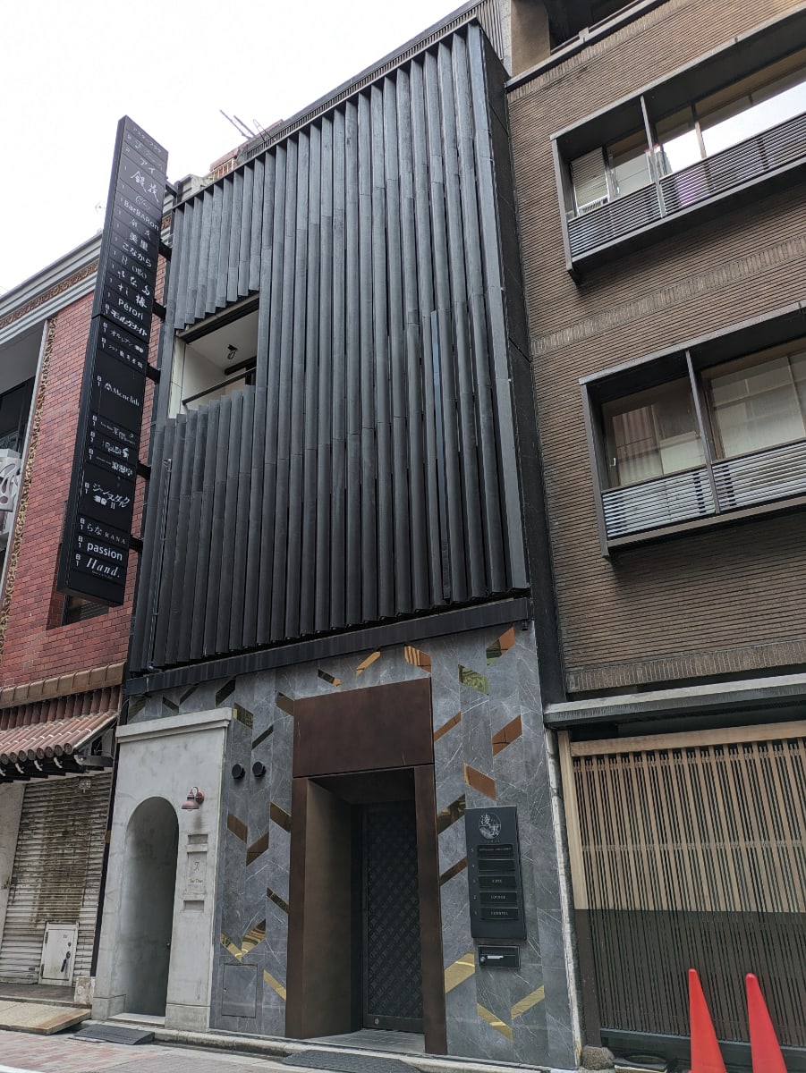 v20250716150801/fresh/building/J00100503956_1