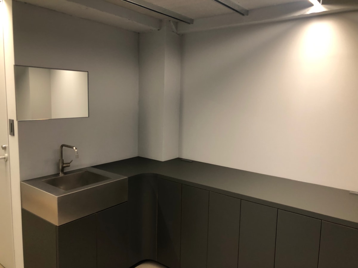 v20250728125500/fresh/building/J00100369848_21